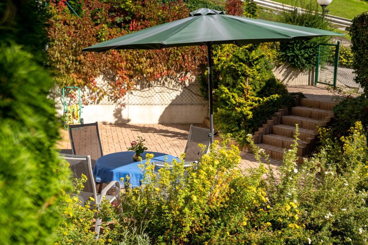 באד קליניקירשהיים Heimeliges Apartment In Den Bergen מראה חיצוני תמונה